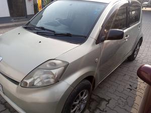 Toyota Passo G 1.0 2004 for Sale in Peshawar