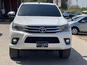 Toyota Hilux Revo V Automatic 2.8 2019 for Sale in Karachi