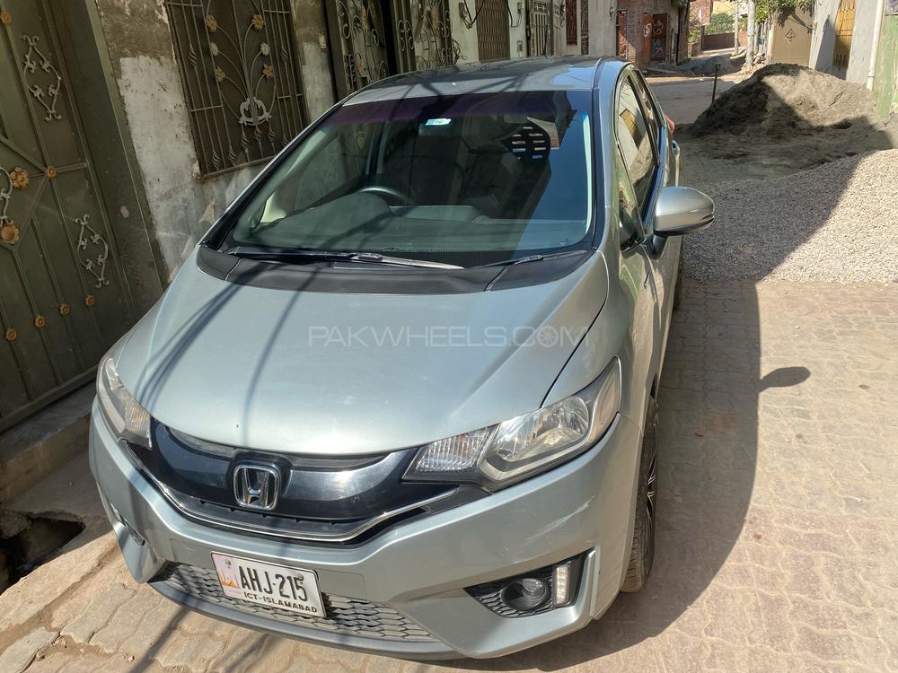 Honda Fit 2018 for Sale in Sialkot Image-1