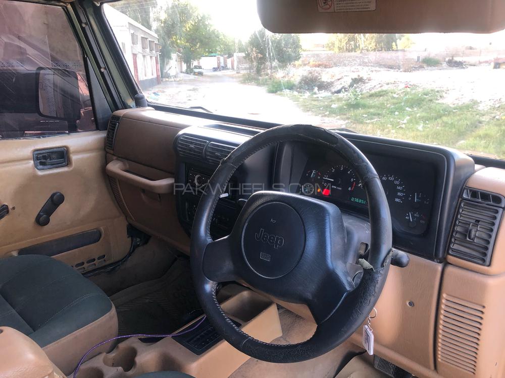 جیپ رینگلر 2002 for Sale in حیدرآباد جیپ رینگلر 2002 for Sale in حیدرآباد Image-9