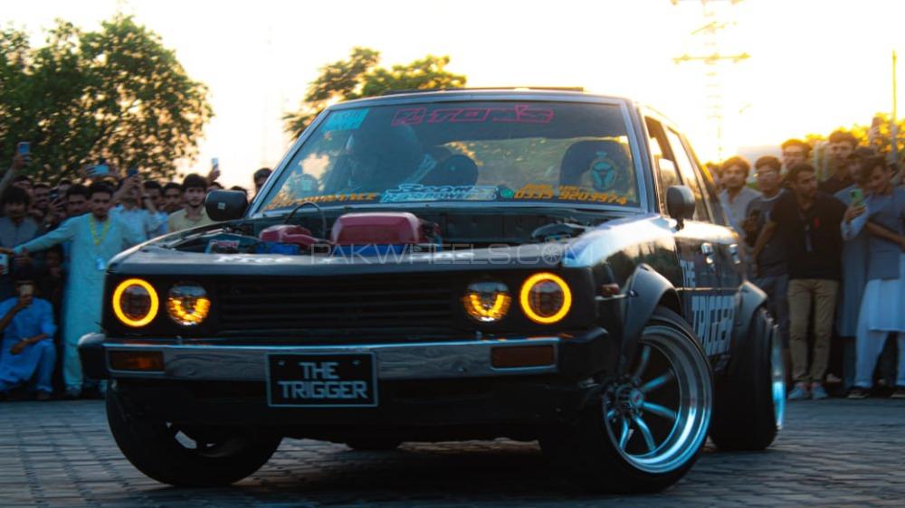 Toyota Corolla - 1980 The trigger  Image-1