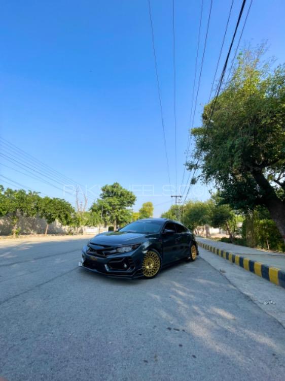 Honda Civic - 2018 GODZILLA  Image-1
