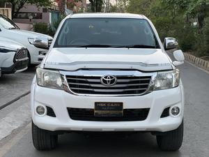 Toyota Hilux SR5(4x4) 2012 for Sale in Lahore