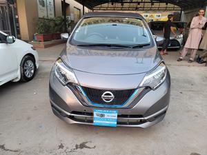 Nissan Note 1.2E 2018 for Sale in Faisalabad