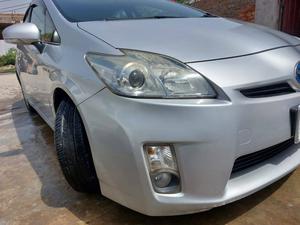 Toyota Prius S 1.8 2015 for Sale in Jhang