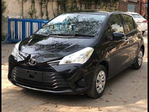 Toyota Vitz F Smile Edition 1.0 2018 for Sale in Lahore