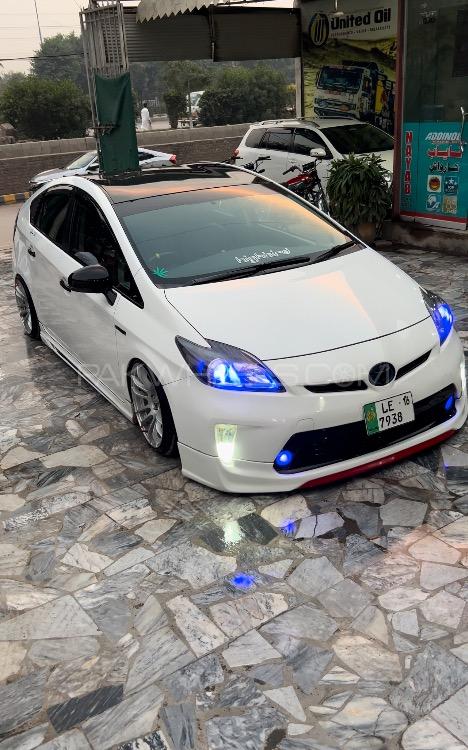 Toyota Prius - 2011 Usman_pashtun  Image-1