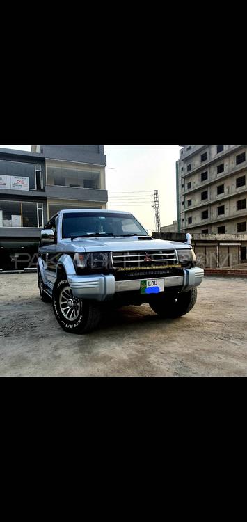 Mitsubishi Pajero 1992 for Sale in Lahore Image-1