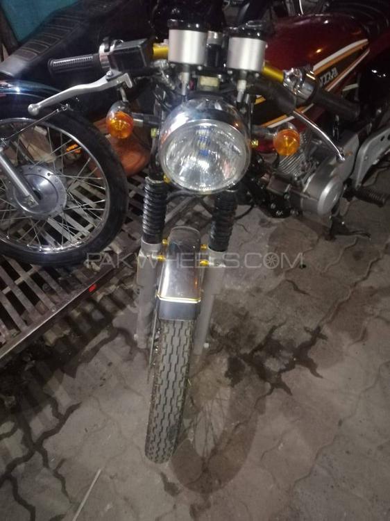 ہونڈا CG 125 Deluxe 2009 for Sale ہونڈا CG 125 Deluxe 2009 for Sale Image-6