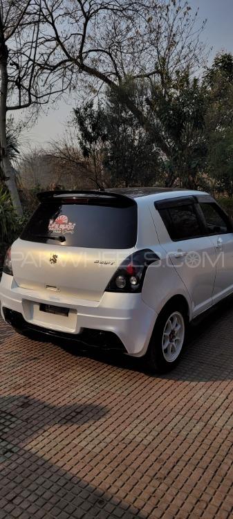 سوزوکی سوئفٹ - 2010 Penguin zc31s Image-1