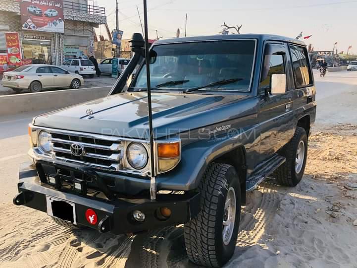 Toyota Land Cruiser 1986 for Sale in Dera ismail khan Image-1