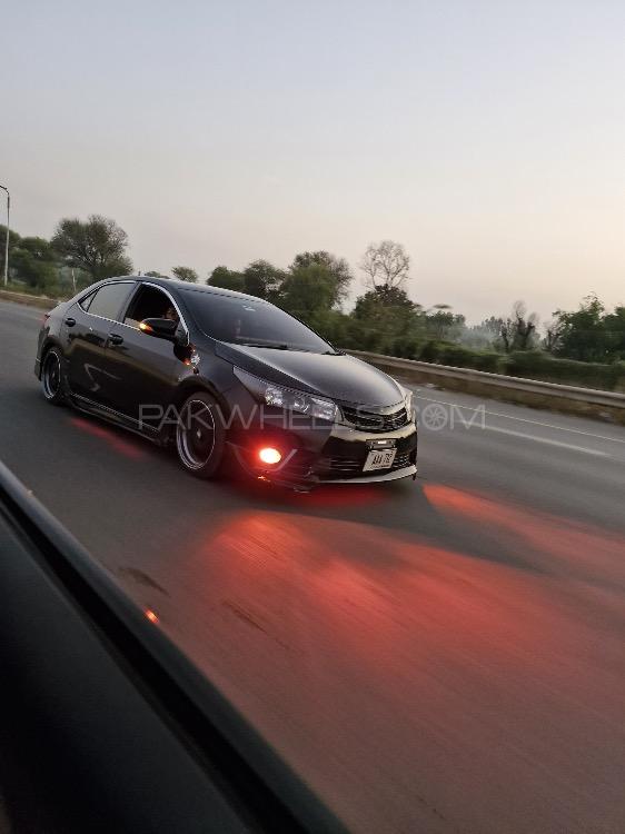 Toyota Corolla - 2016 MIkK Image-1