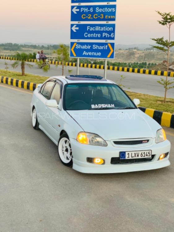 Honda Civic - 2001 White Dragon Image-1