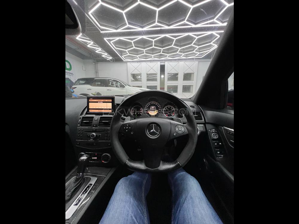 Mercedes Benz C Class 2010 for Sale in Karachi Mercedes Benz C Class 2010 for Sale in Karachi Image-12