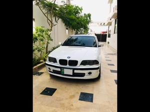 BMW 3 Series 320i 2000 for Sale in Karachi