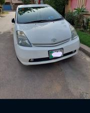 Toyota Prius 2010 for Sale in Sialkot