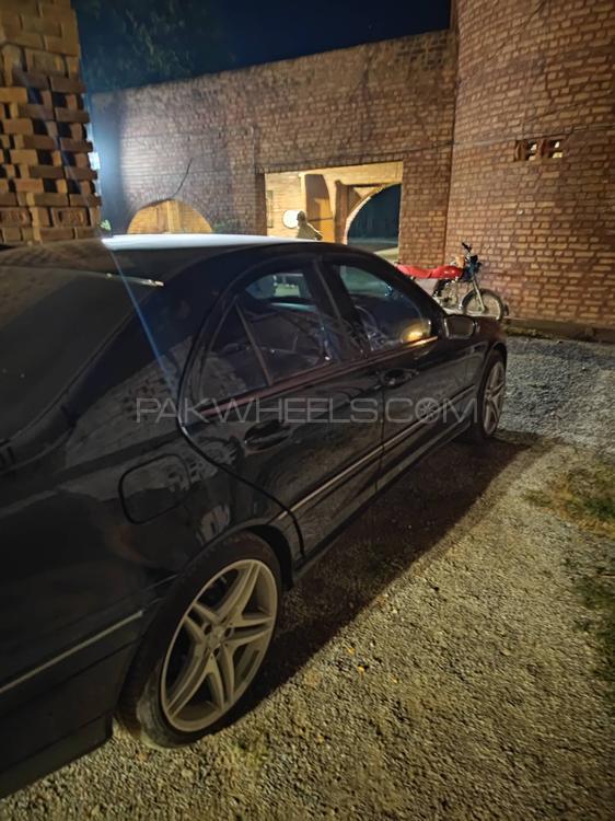 Mercedes Benz C Class 2003 for Sale in Charsadda Image-1