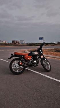 Suzuki GS 150 - 2018