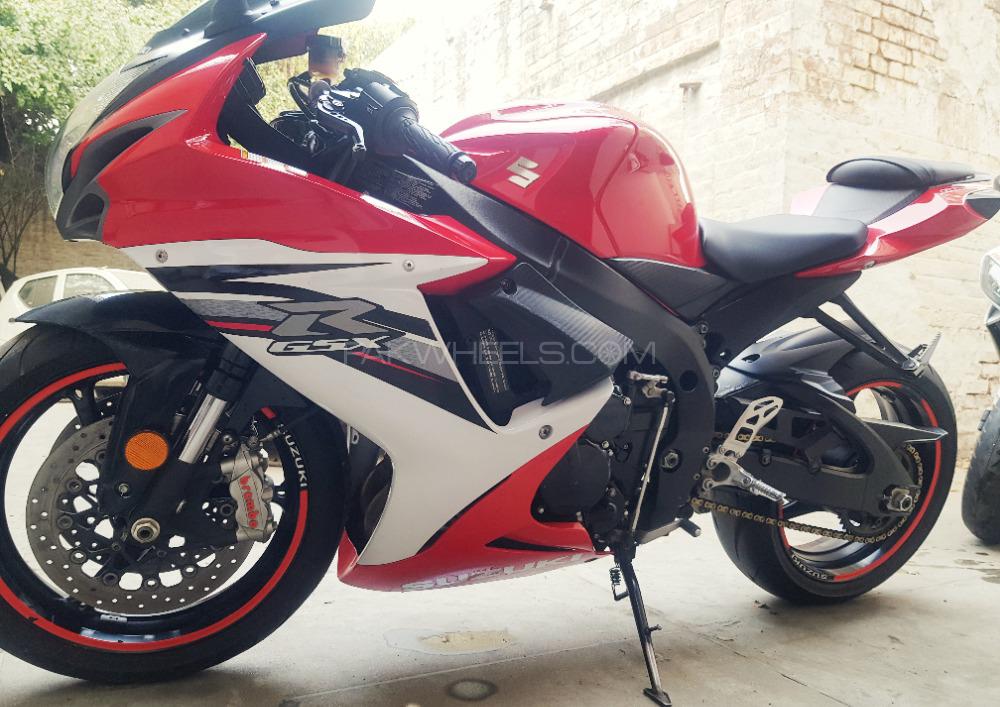 سوزوکی GSX-R600 2013 for Sale سوزوکی GSX-R600 2013 for Sale Image-2