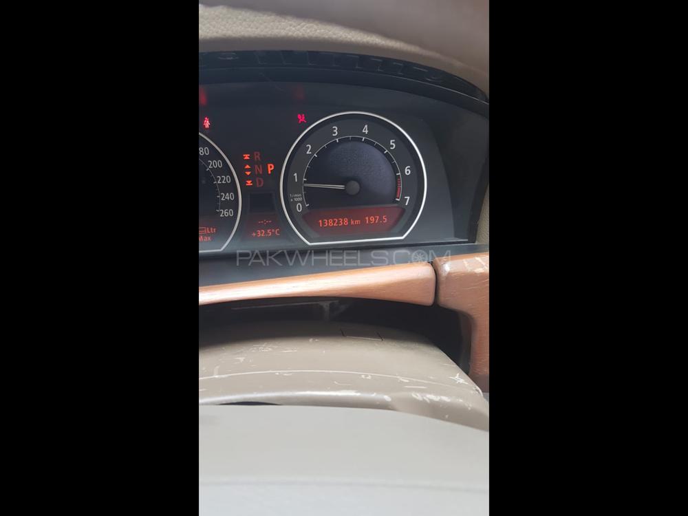 BMW 7 Series 2005 for Sale in Karachi Image-1