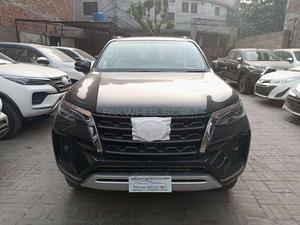Toyota Fortuner 2022 for Sale in Lahore