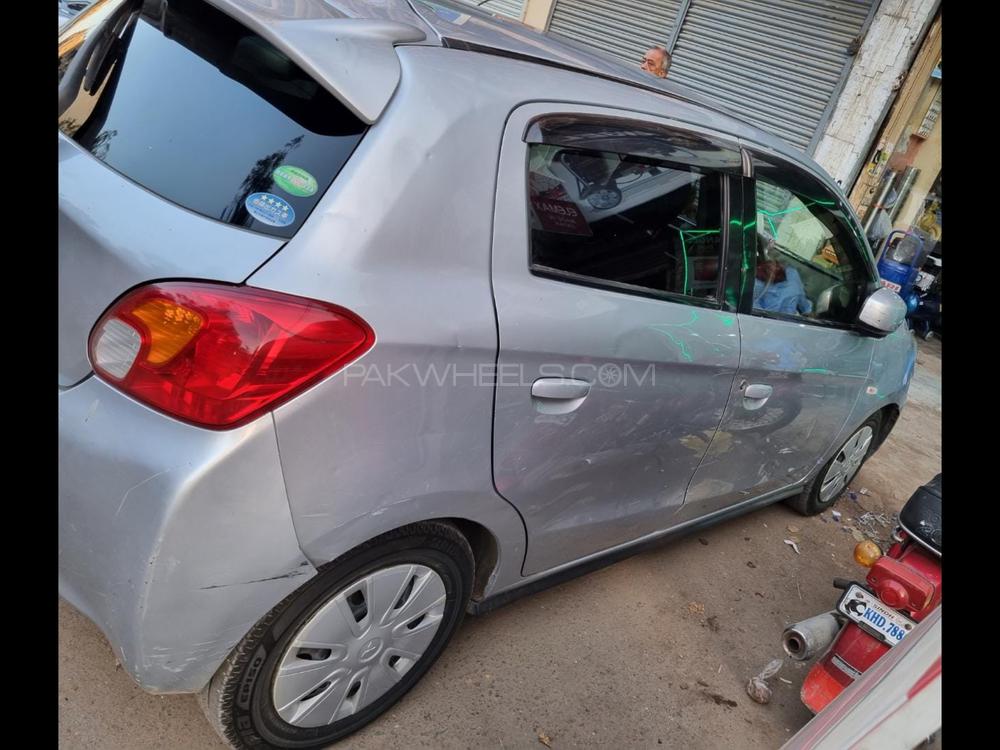 Mitsubishi Mirage 2013 for Sale in Karachi Mitsubishi Mirage 2013 for Sale in Karachi Image-4