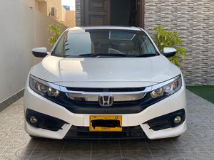 Honda Civic Oriel 1.8 i-VTEC CVT 2017 for Sale in Karachi