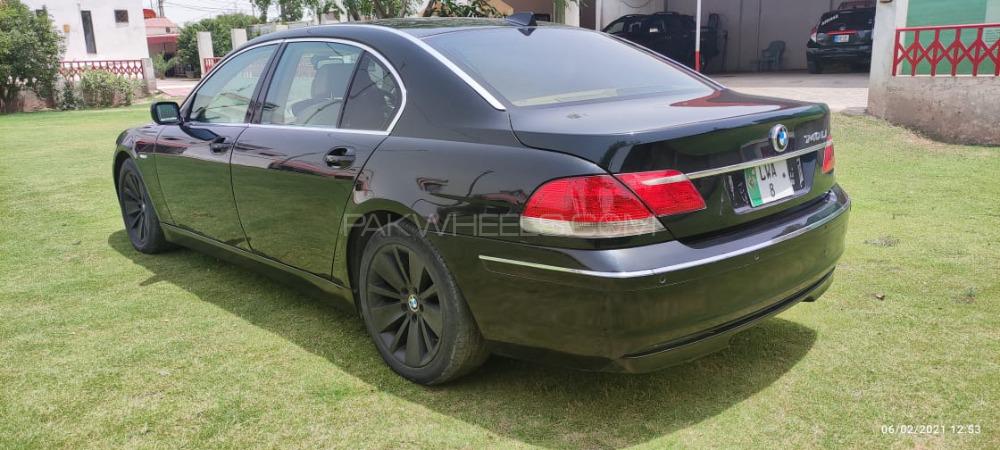 BMW 7 Series 2005 for Sale in Karachi BMW 7 Series 2005 for Sale in Karachi Image-7