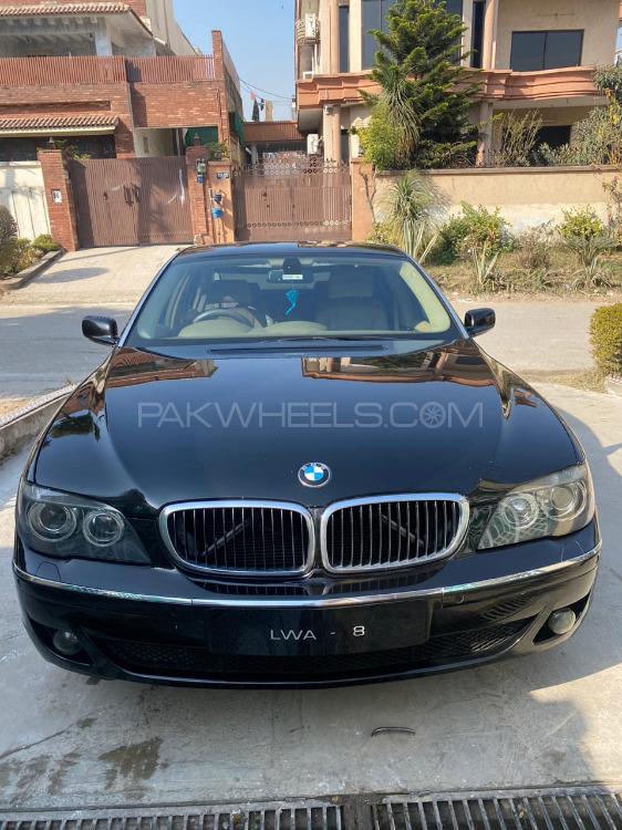 BMW 7 Series 2005 for Sale in Karachi BMW 7 Series 2005 for Sale in Karachi Image-11