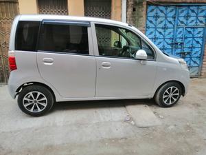 Honda Life Diva 2014 for Sale in Lahore