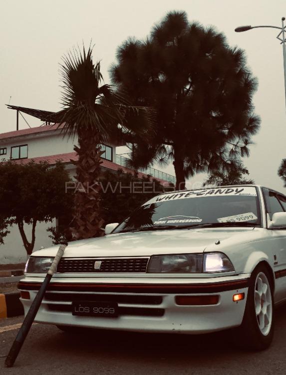 Toyota Corolla - 1988 White candy  Image-1