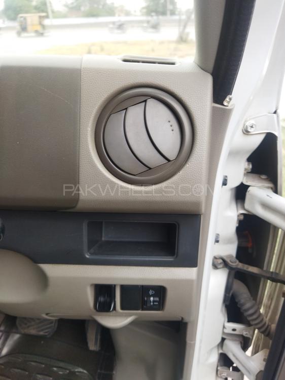 نسان کلپر 2014 for Sale in گجرانوالہ نسان کلپر 2014 for Sale in گجرانوالہ Image-10