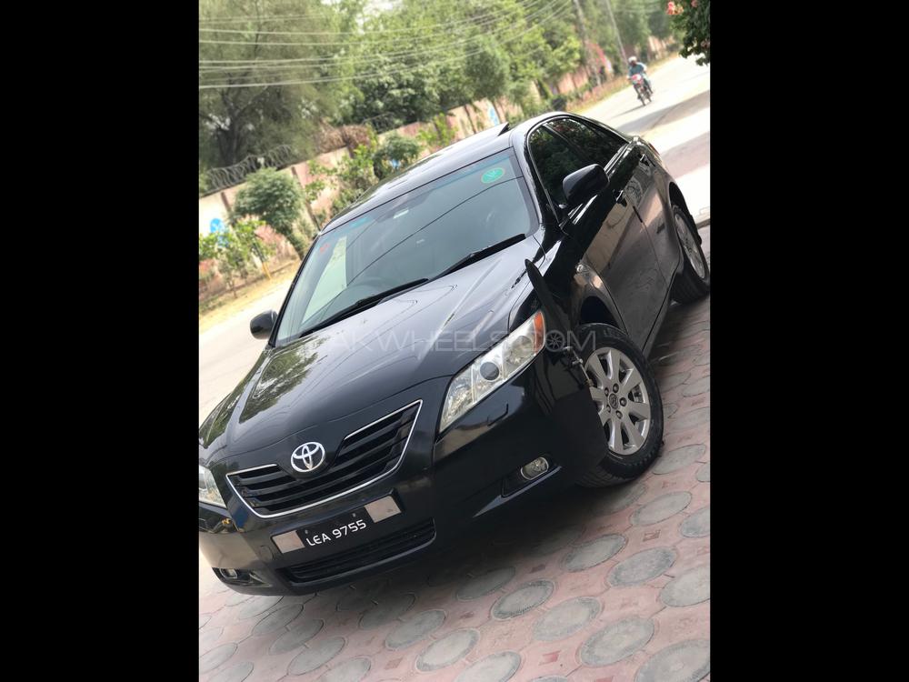 Toyota Camry 2006 for Sale in Sargodha Image-1