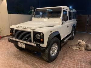 Land Rover Defender 2011 for Sale in Lahore
