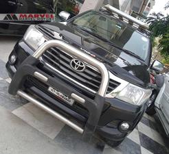 Toyota Hilux Vigo Champ G 2015 for Sale in Islamabad