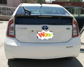 Toyota Prius S LED Edition 1.8 2013 for Sale in Peshawar