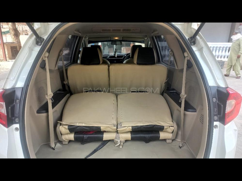 Honda BR-V 2017 for Sale in Rawalpindi Honda BR-V 2017 for Sale in Rawalpindi Image-6