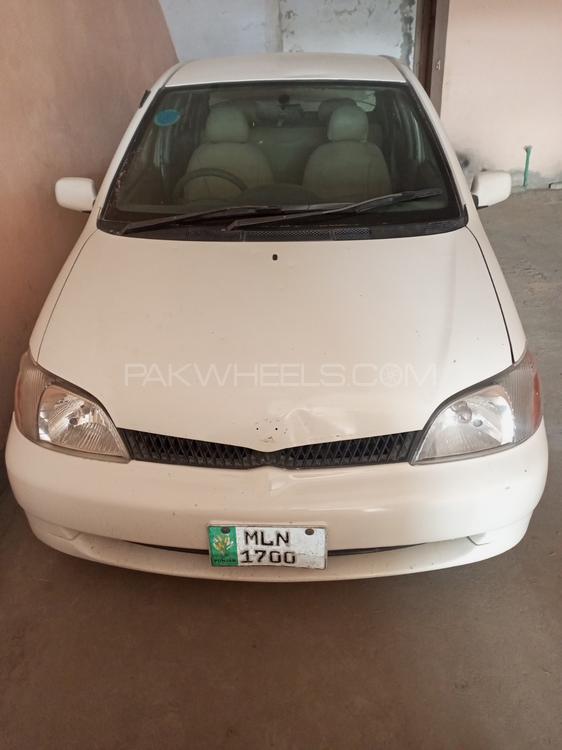 Toyota Platz 2001 for Sale in D.G.Khan Image-1
