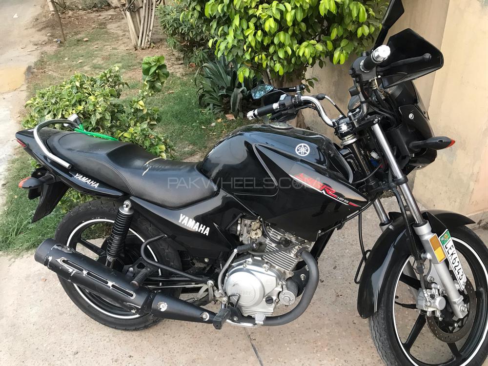 Yamaha YBR 125 2018 for Sale in Lahore Image-1