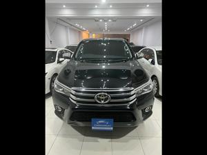 Toyota Hilux Revo V Automatic 2.8 2020 for Sale in Peshawar