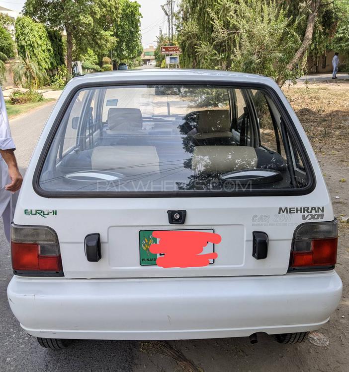 Suzuki Mehran 2013 for Sale in Lahore Suzuki Mehran 2013 for Sale in Lahore Image-10