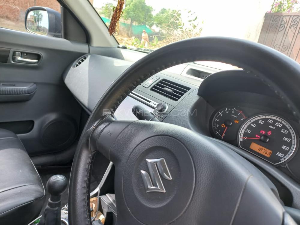 Suzuki Swift 2018 for Sale in Rawalpindi Suzuki Swift 2018 for Sale in Rawalpindi Image-5