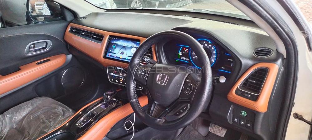 ہونڈا ویزِل 2015 for Sale in پشاور ہونڈا ویزِل 2015 for Sale in پشاور Image-5
