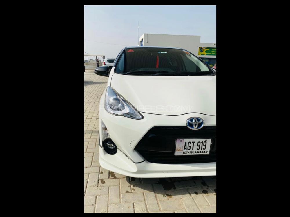 Toyota Aqua 2015 for Sale in Lahore Toyota Aqua 2015 for Sale in Lahore Image-9