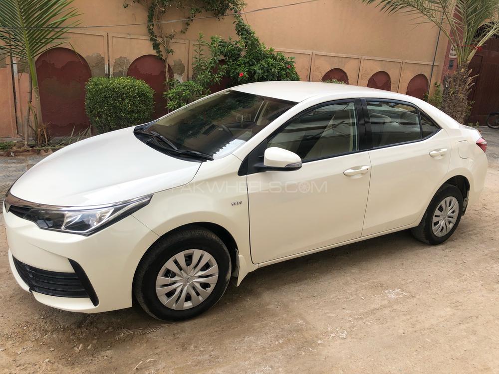 Toyota Corolla 2017 for Sale in Karachi Image-1