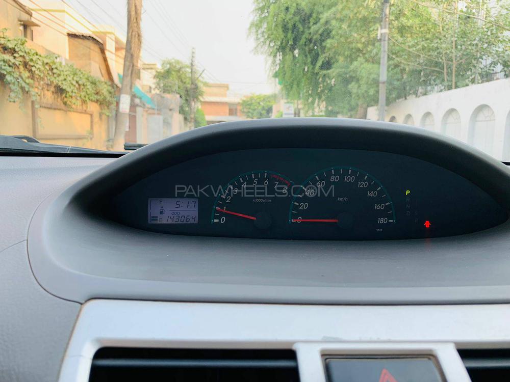 Toyota Belta 2013 for Sale in Lahore Toyota Belta 2013 for Sale in Lahore Image-7