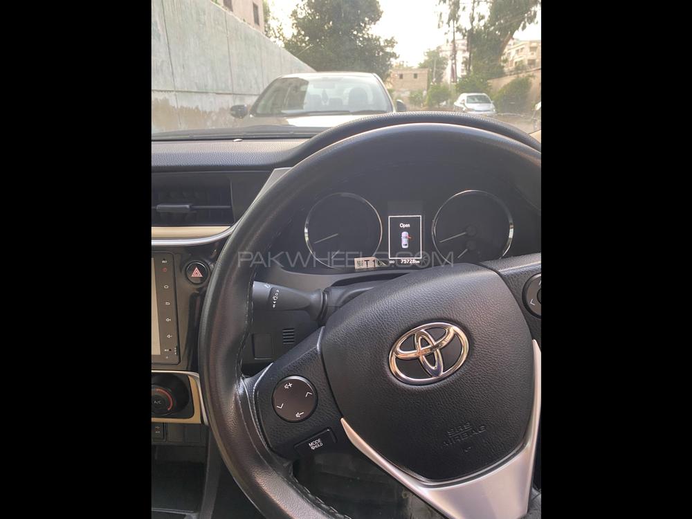 Toyota Corolla 2020 for Sale in Karachi Toyota Corolla 2020 for Sale in Karachi Image-5