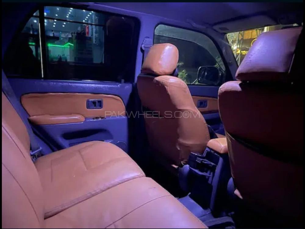 Toyota Surf 1997 for Sale in Lahore Toyota Surf 1997 for Sale in Lahore Image-5