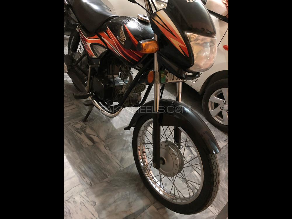 Honda CD 70 2017 for Sale Honda CD 70 2017 for Sale Image-6