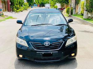 Toyota Camry Up-Spec Automatic 2.4 2006 for Sale in Lahore